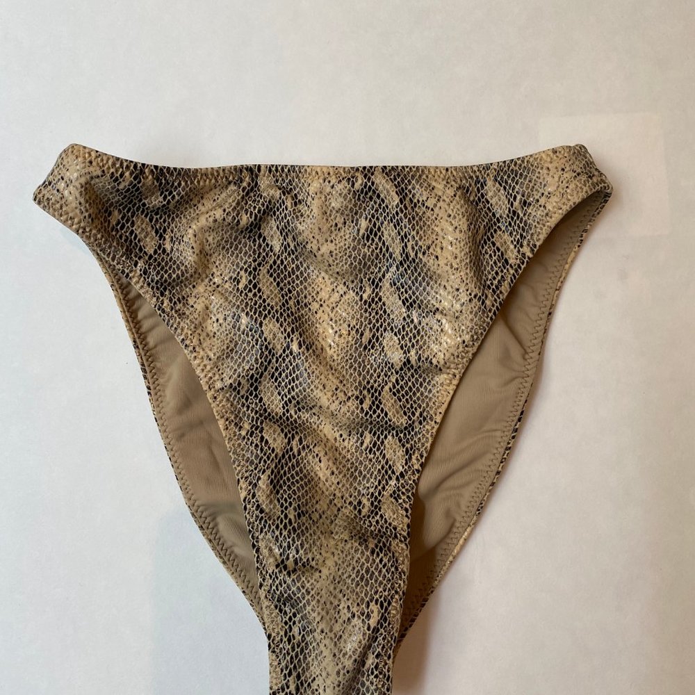 Skin by same Bra Top & High Rise Bottom - Picture 8 of 8